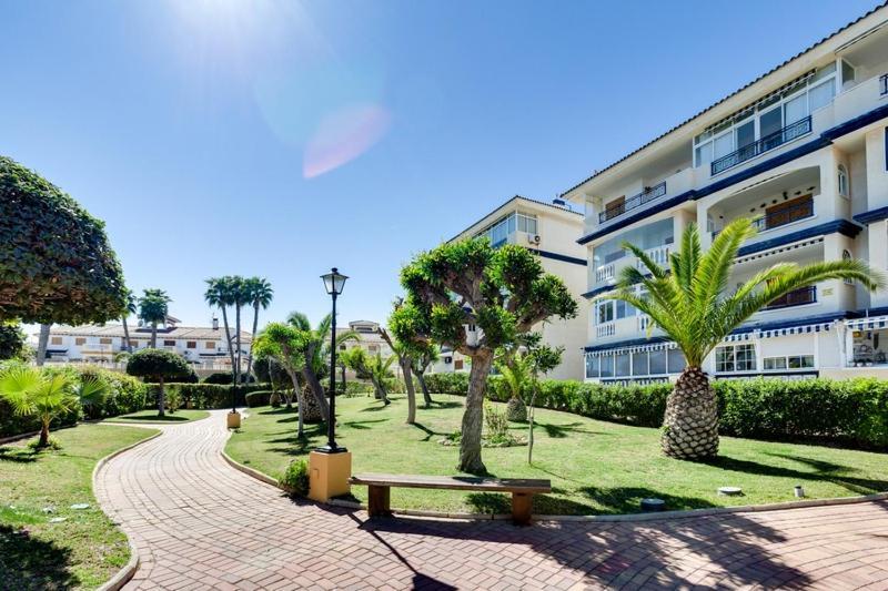 Apartamento Cerca De La Playa La Mata لا ماتا المظهر الخارجي الصورة