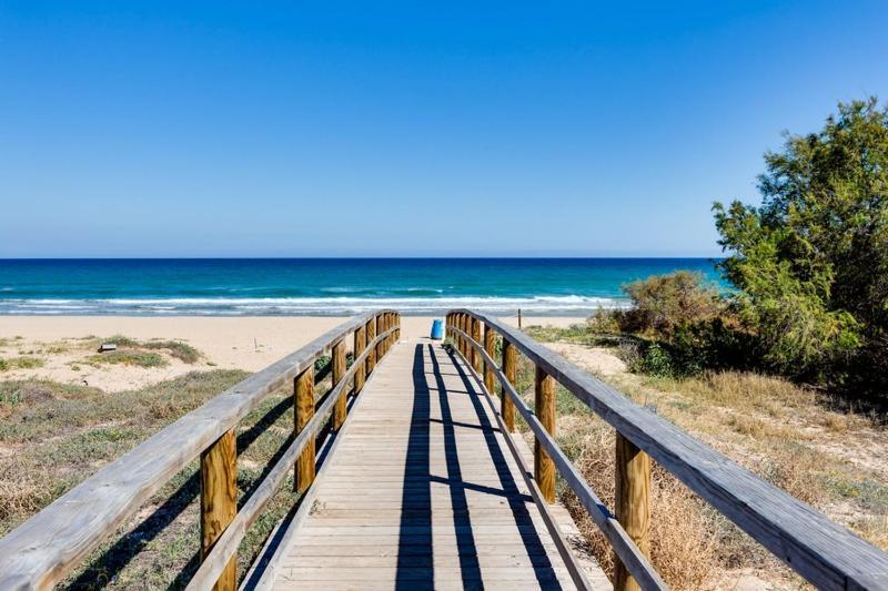 Apartamento Cerca De La Playa La Mata لا ماتا الغرفة الصورة