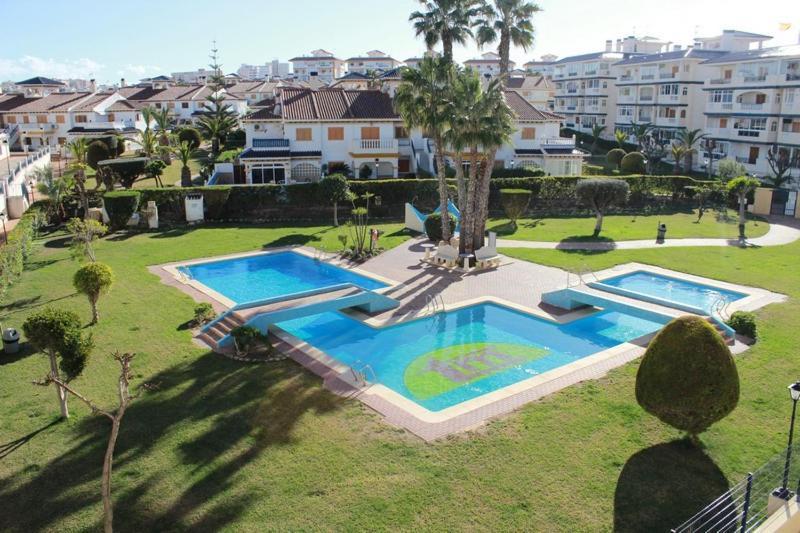 Apartamento Cerca De La Playa La Mata لا ماتا الغرفة الصورة