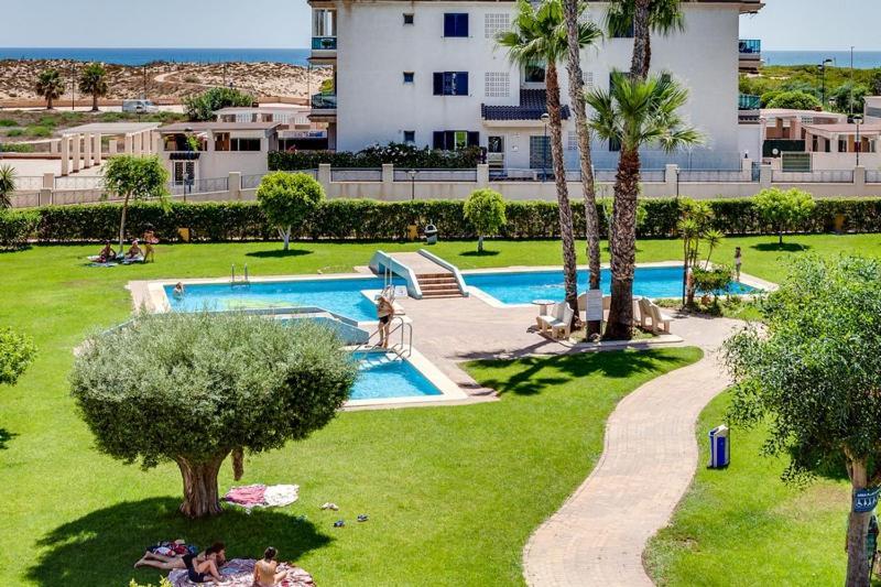 Apartamento Cerca De La Playa La Mata لا ماتا الغرفة الصورة